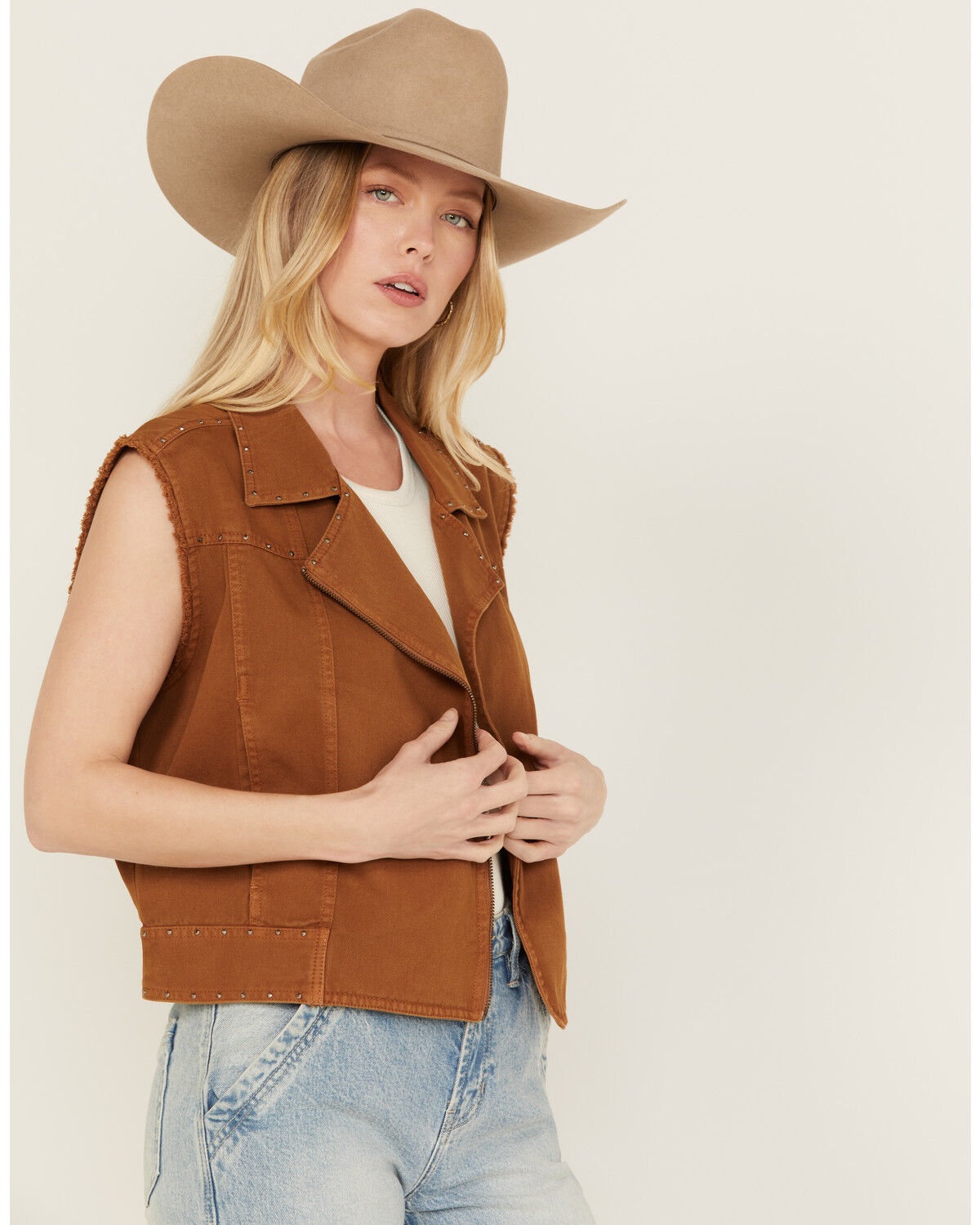 Image #1 - Ariat Women's Harley Vest, Brown, hi-res
