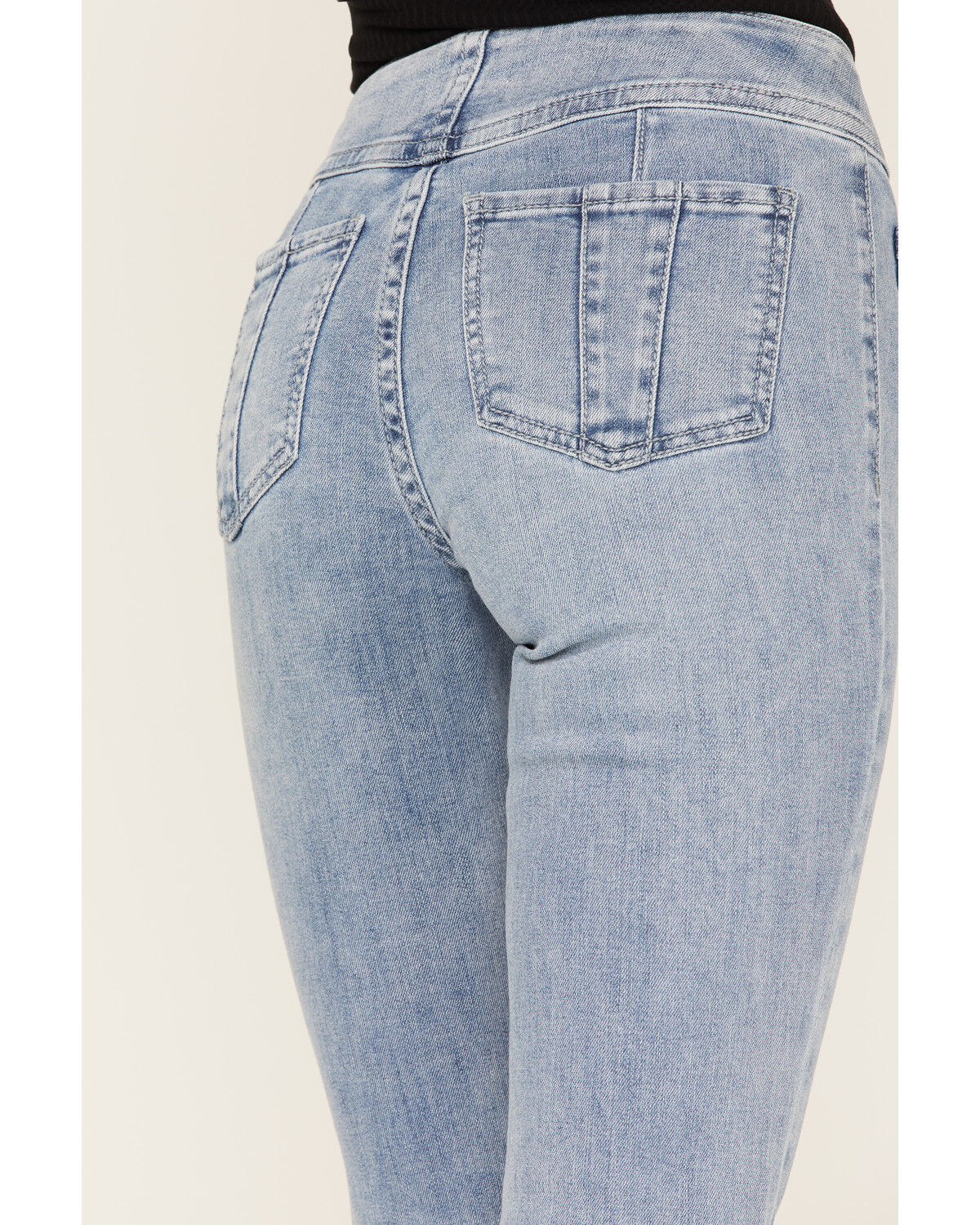 Image #4 - Shyanne Women's Light Wash High Rise Flare Jeans, Light Wash, hi-res
