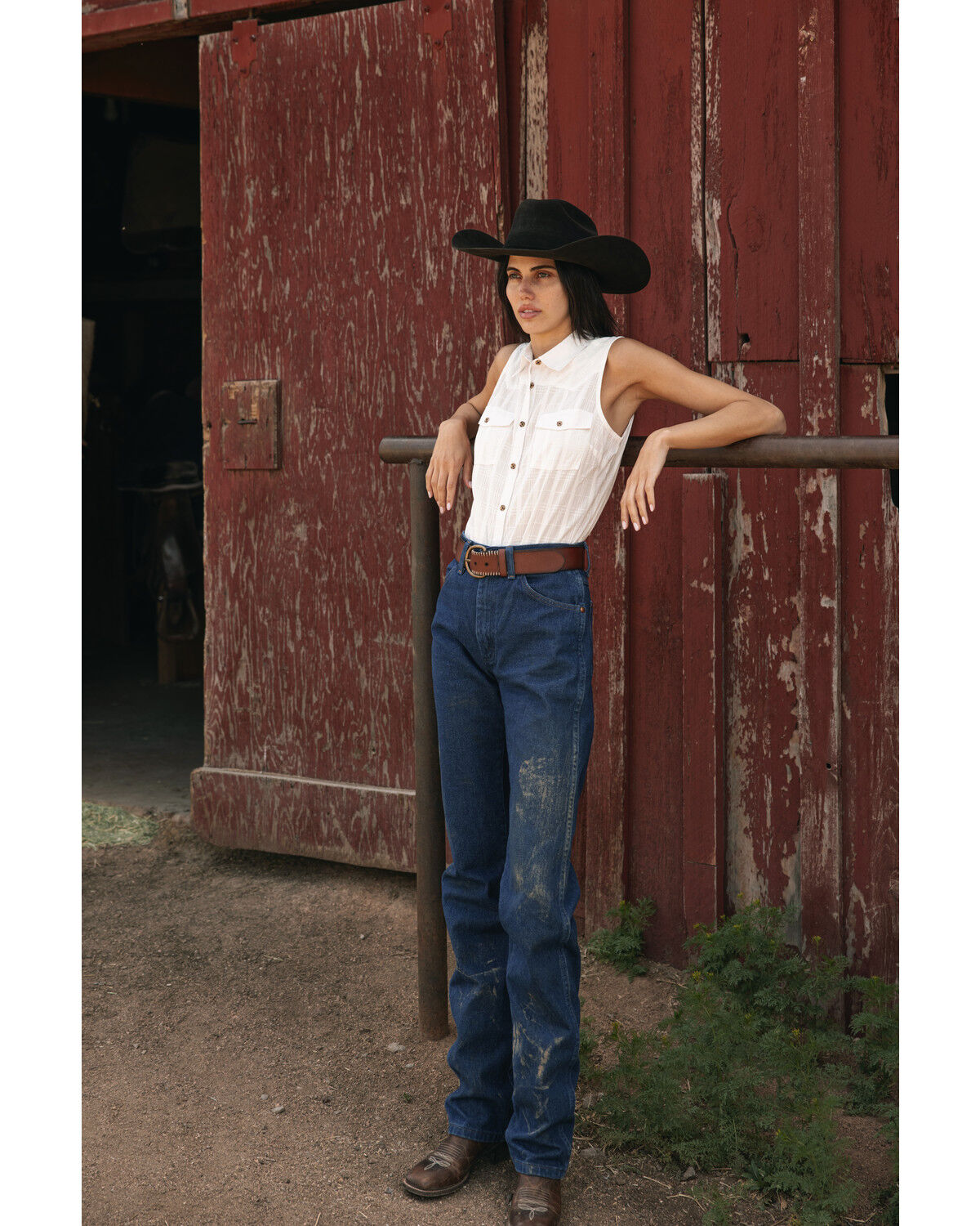 Image #1 - Shyanne Women's Shadow Striped Sleeveless Button-Down Western Shirt, Cream, hi-res