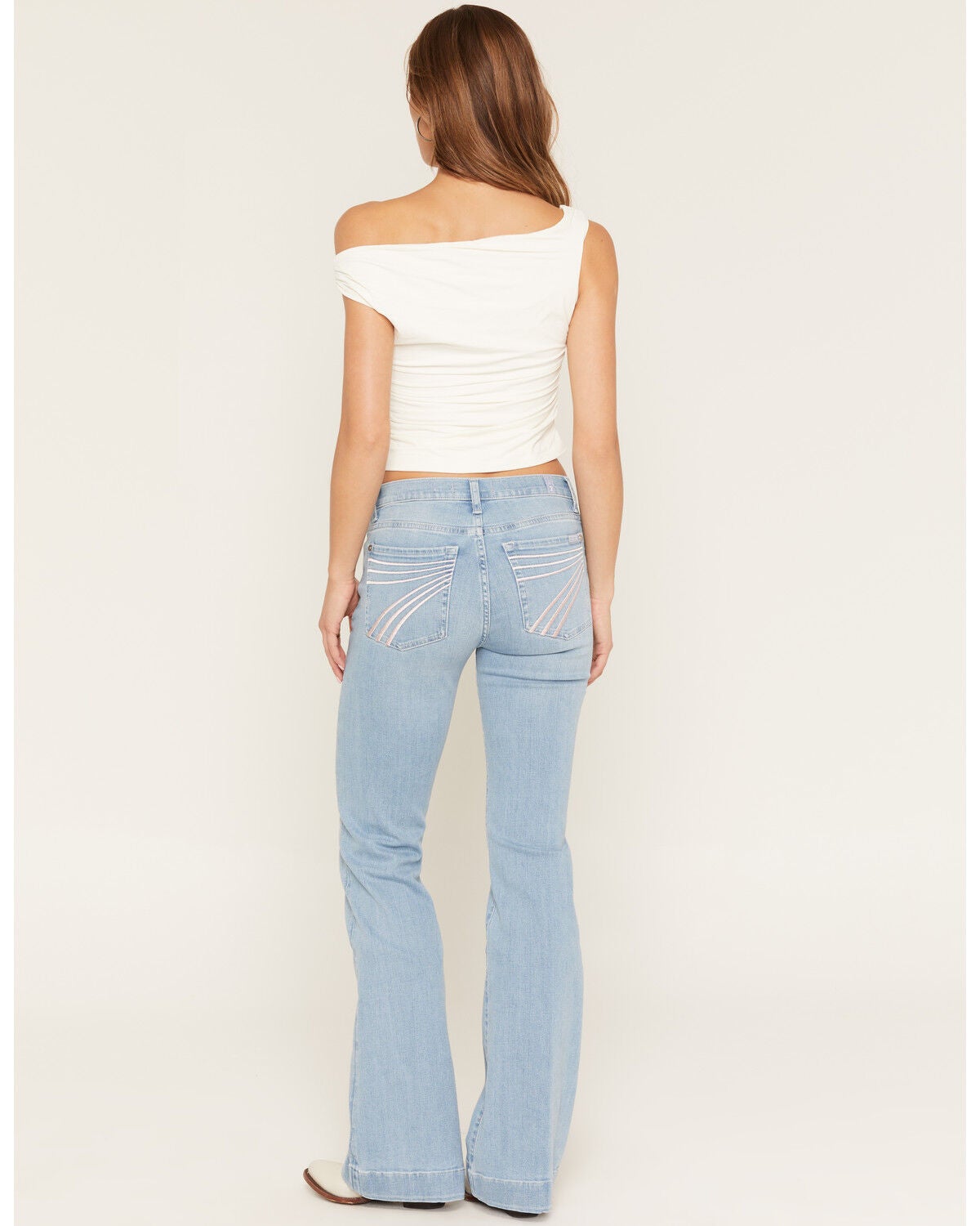 7 For All Mankind Women's Light Wash Mid Rise Slim Trouser Stretch Denim Jeans, Light Wash, hi-res