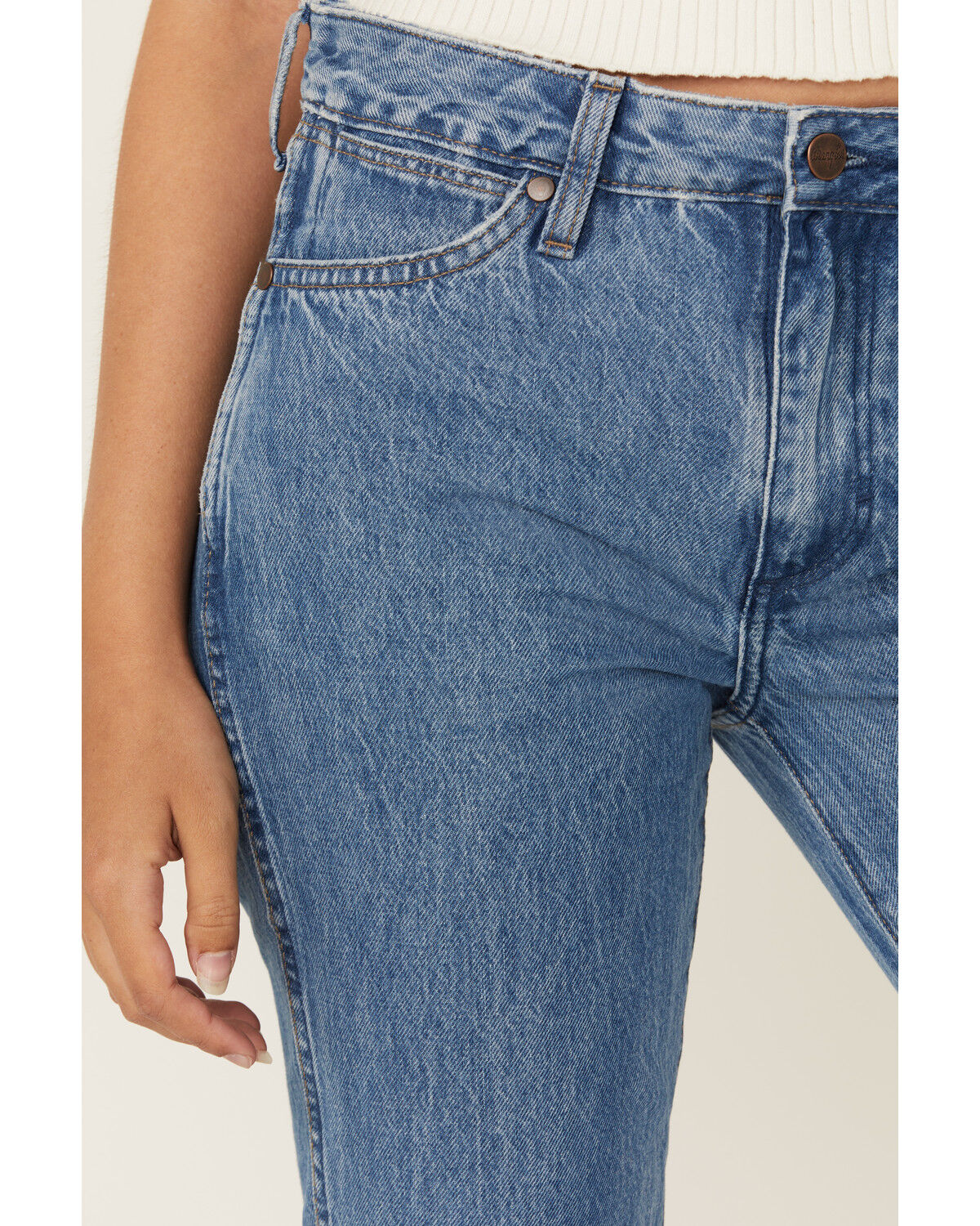 Image #2 - Wrangler Women's Westward Light Wash Dip Dye Mid Rise Bootcut Denim Jeans, Light Wash, hi-res