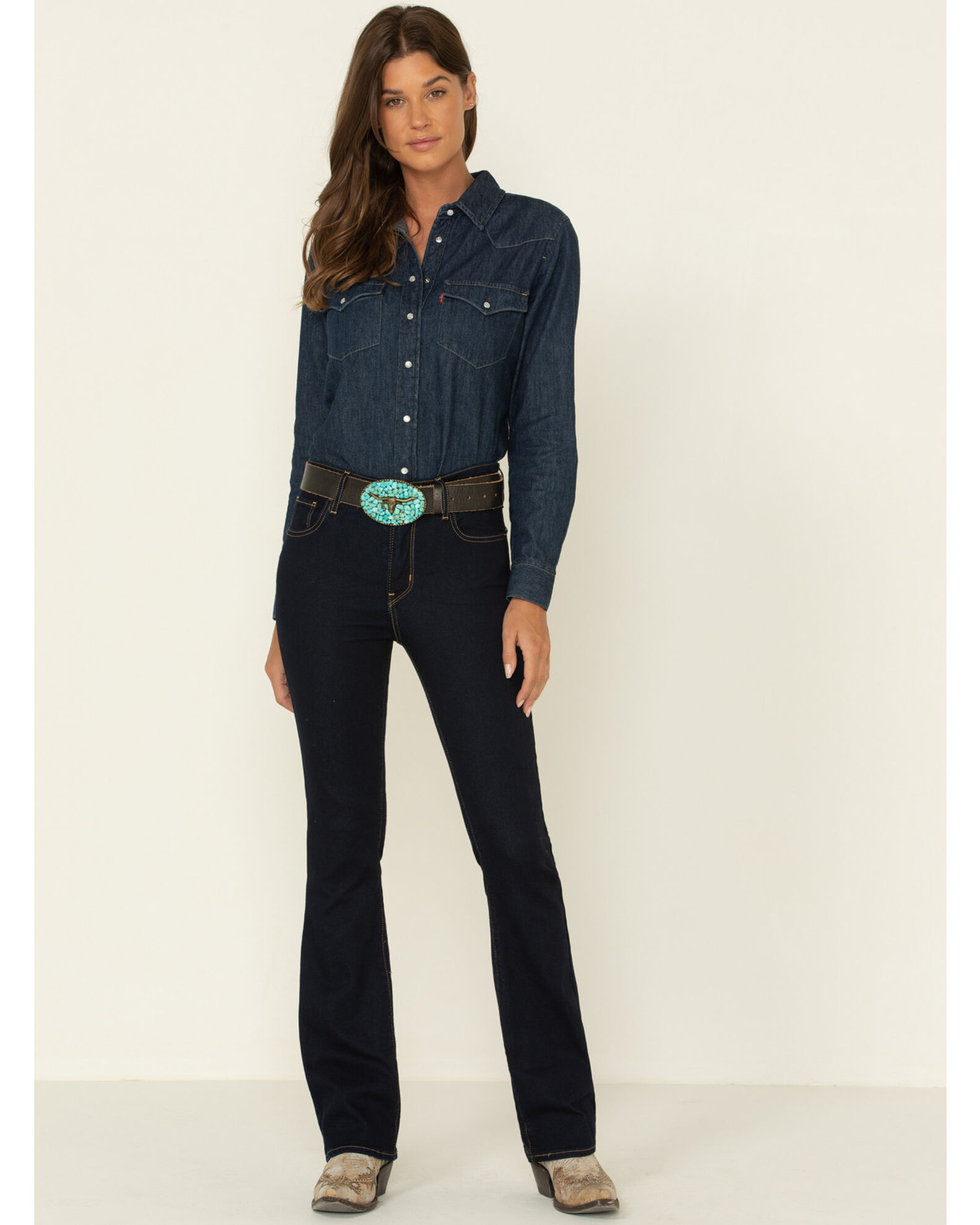 Tænk fremad søskende suspendere Levi's Women's Dark Horse High Rise 725 Bootcut Jeans - Country Outfitter