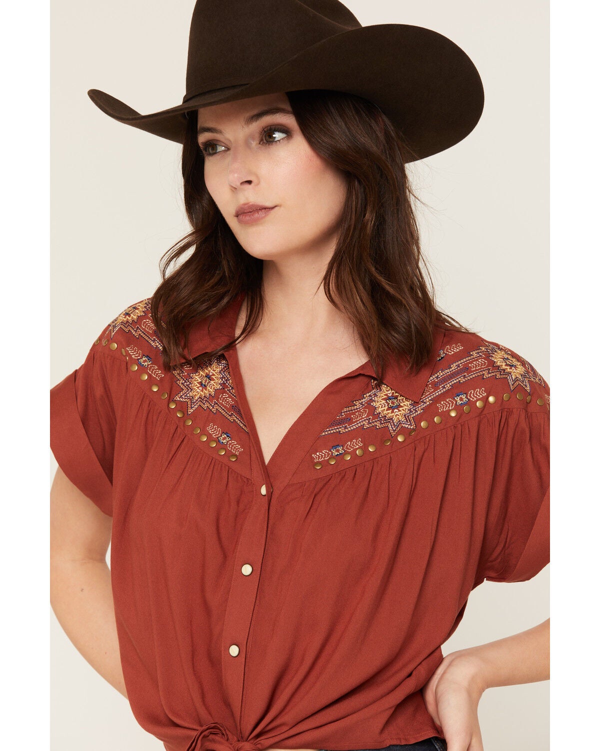 Image #2 - Shyanne Women's Embroidered Short Sleeve Snap Tie-Front Shirt, Chilli, hi-res