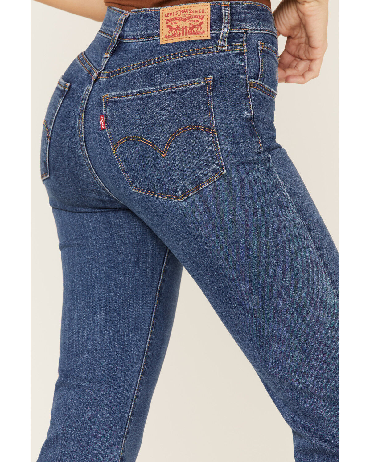 Image #4 - Levi's Women's 724 Dark Wash High Rise Straight Crop Jeans, Blue, hi-res