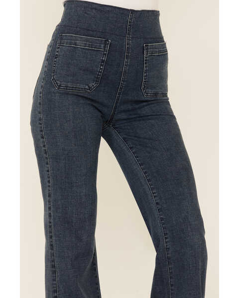 Show Me Your Mumu Women's High Rise Farrah Pull On Patch Pocket Jeans , Blue, hi-res