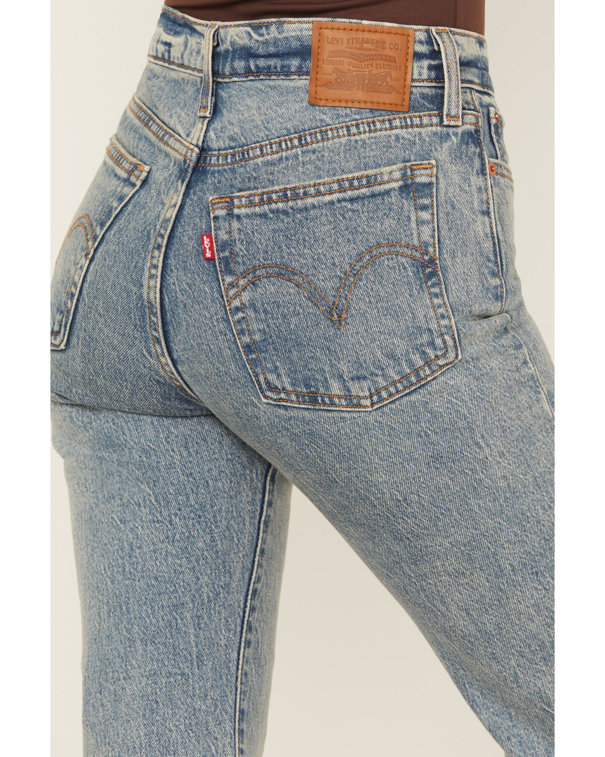 Image #4 - Levi's Premium Women's Boots Are Back In Town Medium Wash Bootcut Stretch Denim Jeans, Medium Wash, hi-res