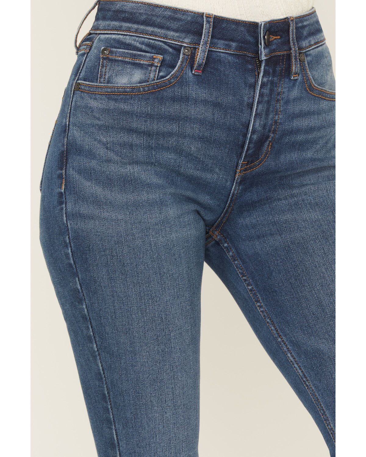 Image #2 - Idyllwind Women's Texas Hold 'Em Jeans in Our Legend High Rise Bootcut Extreme Stretch Denim, Medium Wash, hi-res