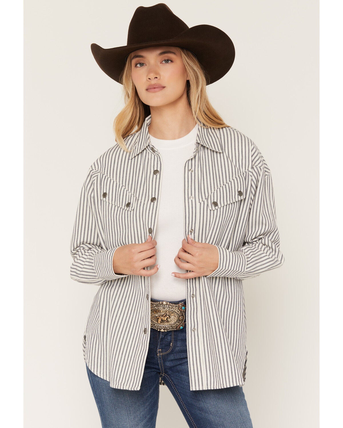 Ariat Women's Charleston Striped Long Sleeve Snap Western Shirt, White, hi-res