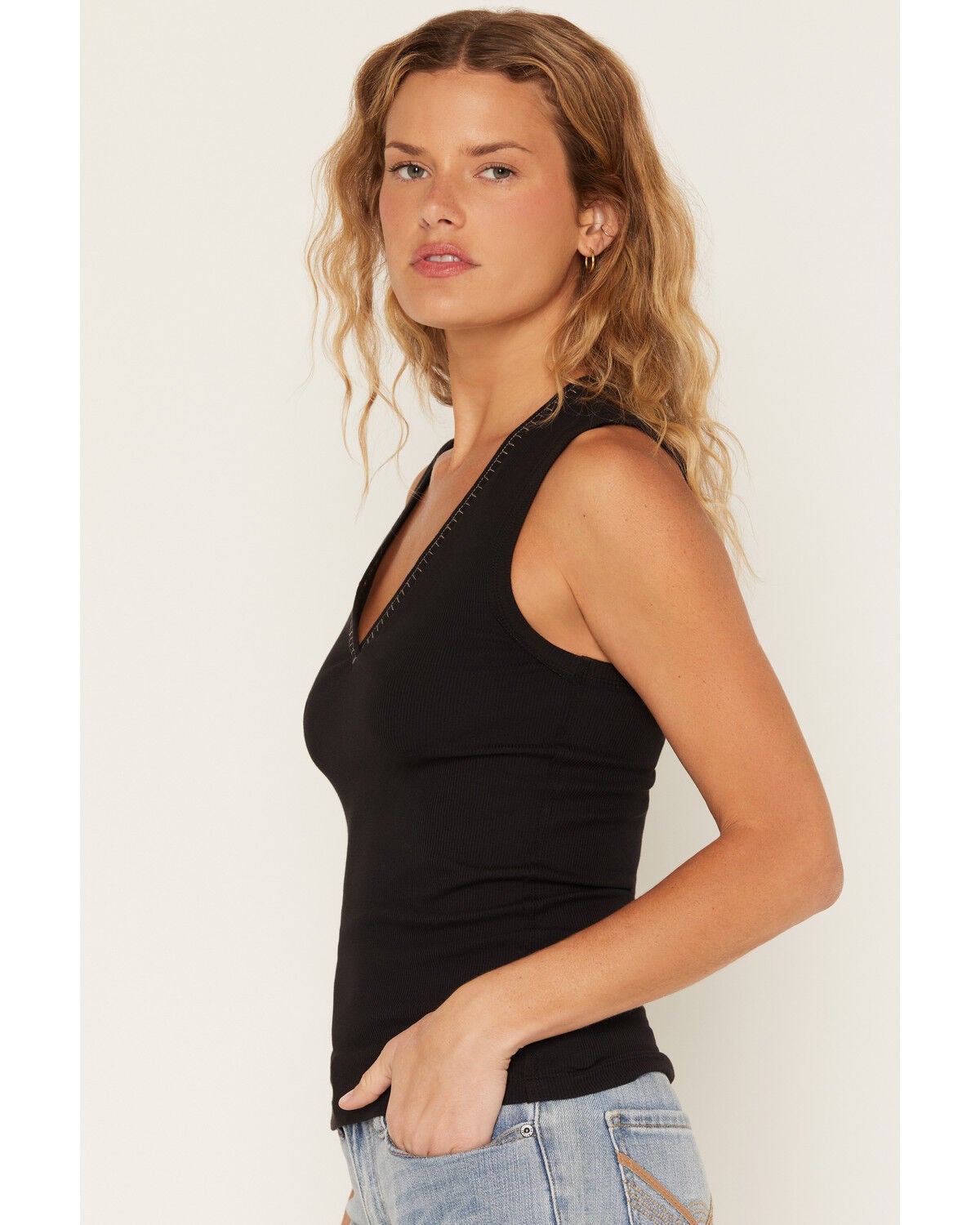 Image #2 - Idyllwind Women's Misty Ribbed V Neck Tank, Dark Brown, hi-res