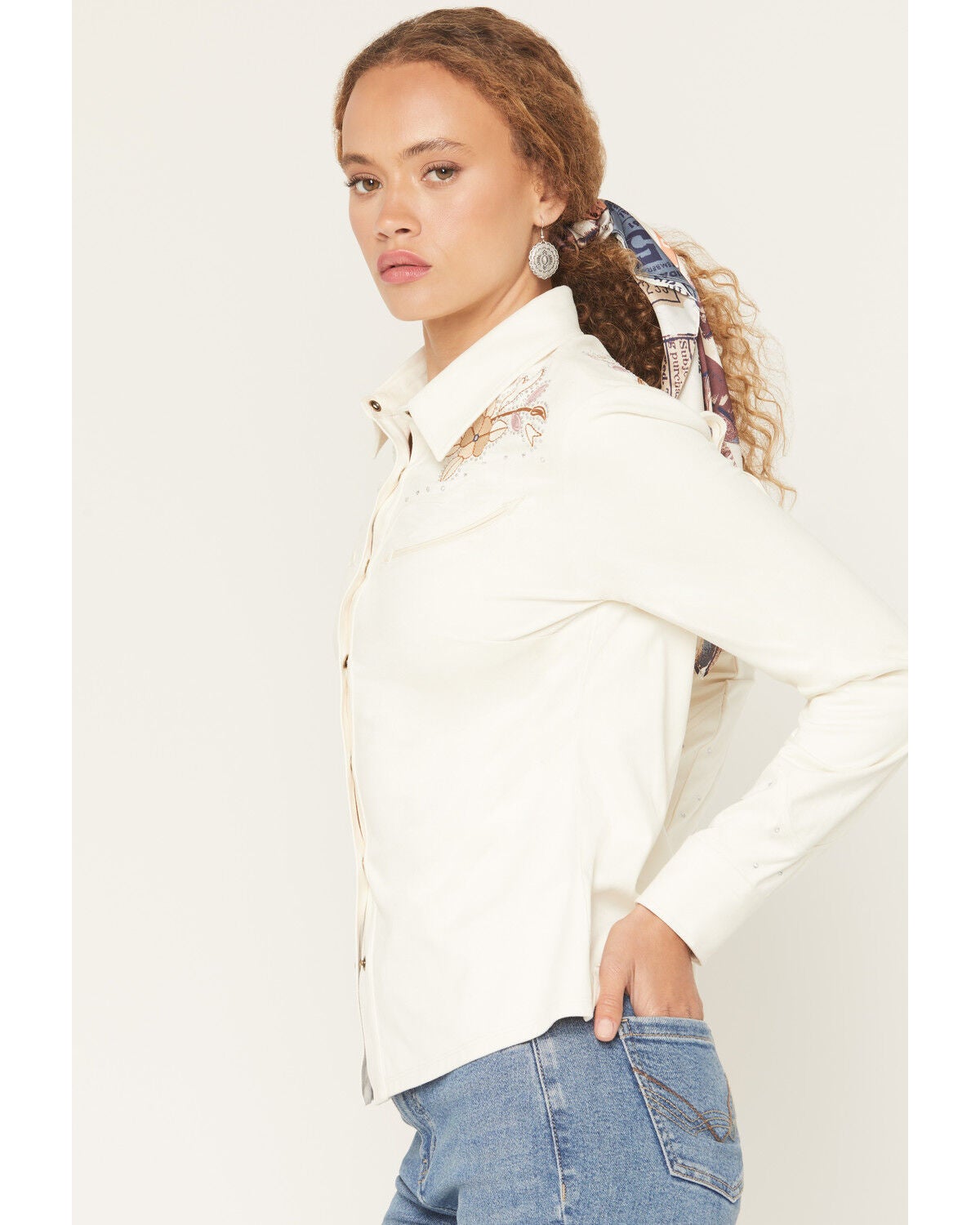 Image #2 - Idyllwind Women's Randy Embroidered Faux Suede Long Sleeve Snap Western Shirt, White, hi-res