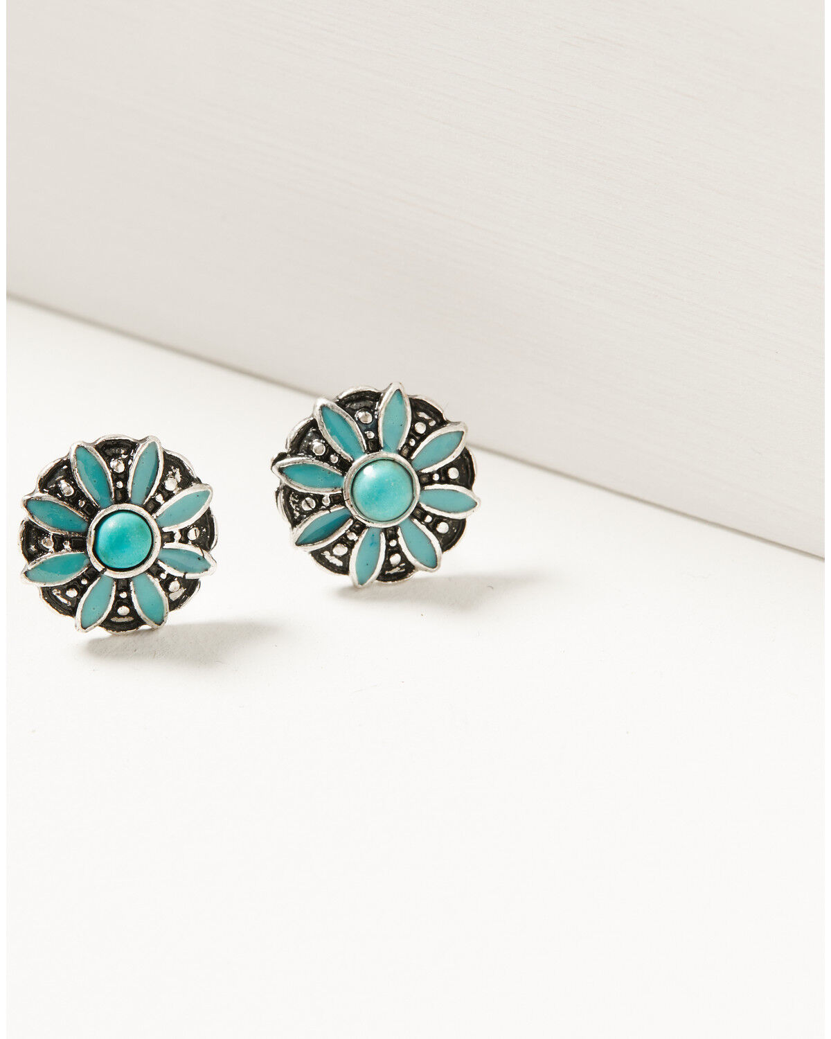Image #4 - Shyanne Women's Bisbee Falls Thunderbird 6-Piece Earrings Set, Silver, hi-res