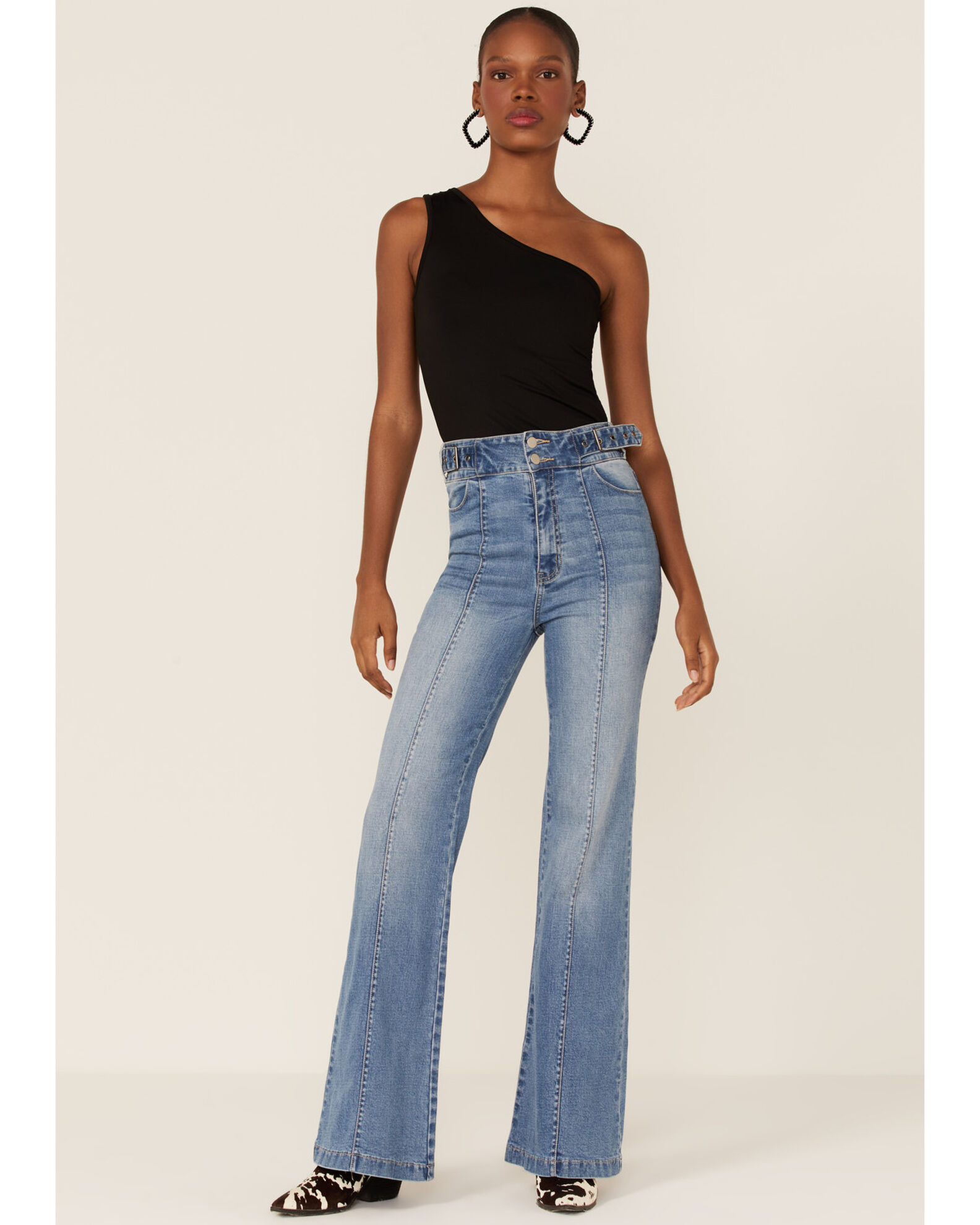 Flying tomato outlet bell bottom jeans
