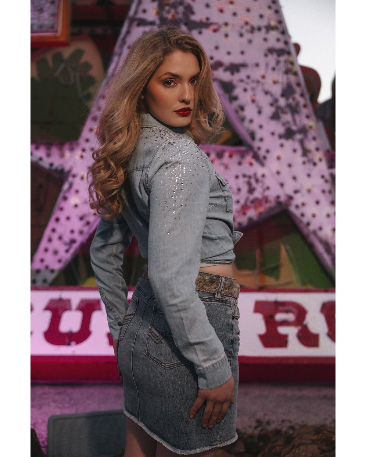 Image #2 - Idyllwind Women's Camden Rhinestone Long Sleeve Snap Western Shirt, Medium Wash, hi-res