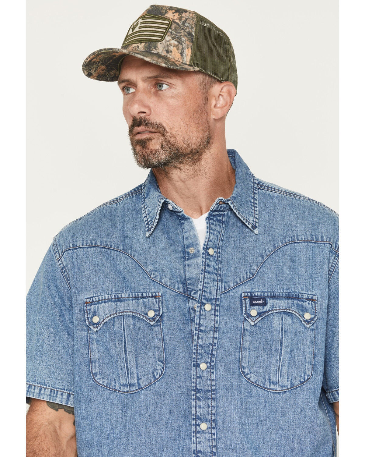 Wrangler Men's Brushpopper Vintage Denim Short Sleeve Snap Western