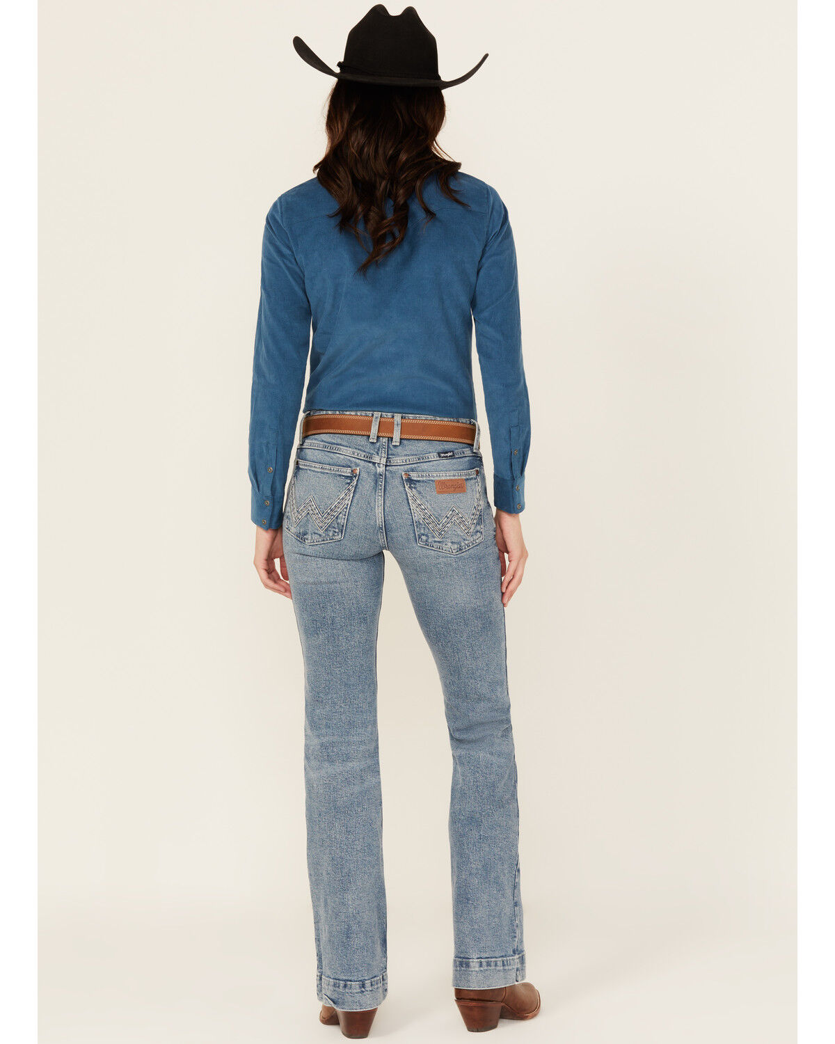 Image #1 - Wrangler Retro Women's Donna Medium Wash Mid Rise Trouser Stretch Denim Jeans, Medium Wash, hi-res