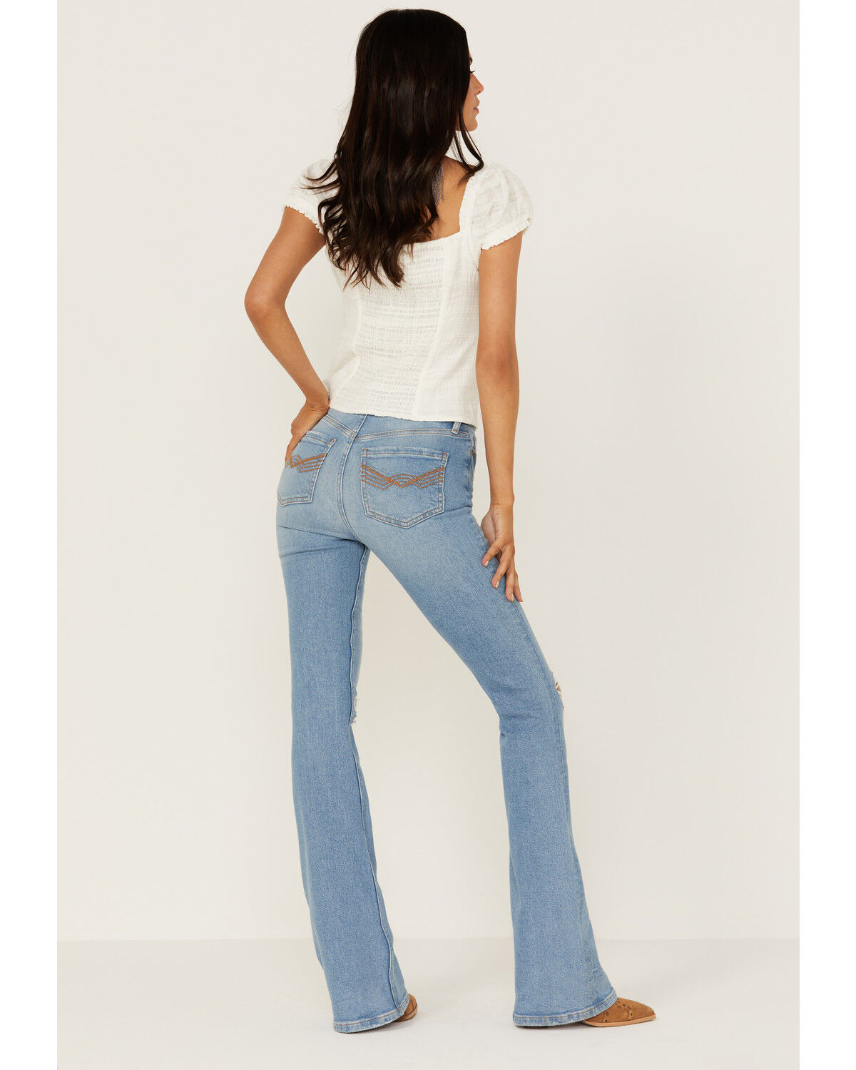 Image #3 - Idyllwind Women's High Risin' Roadtrip Wash Stretch Distressed Knee Flare Jeans, Medium Wash, hi-res