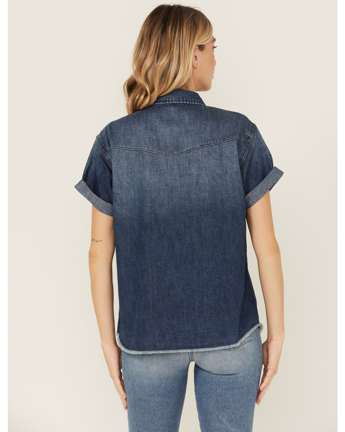 Image #4 - Idyllwind Women's Ellwood Dark Wash Short Sleeve Denim Shirt, Dark Wash, hi-res
