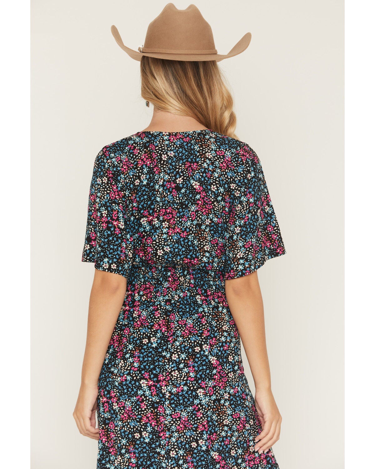 Image #5 - Idyllwind Women's Meadow Floral Print Short Sleeve Cropped Shirt, Black, hi-res