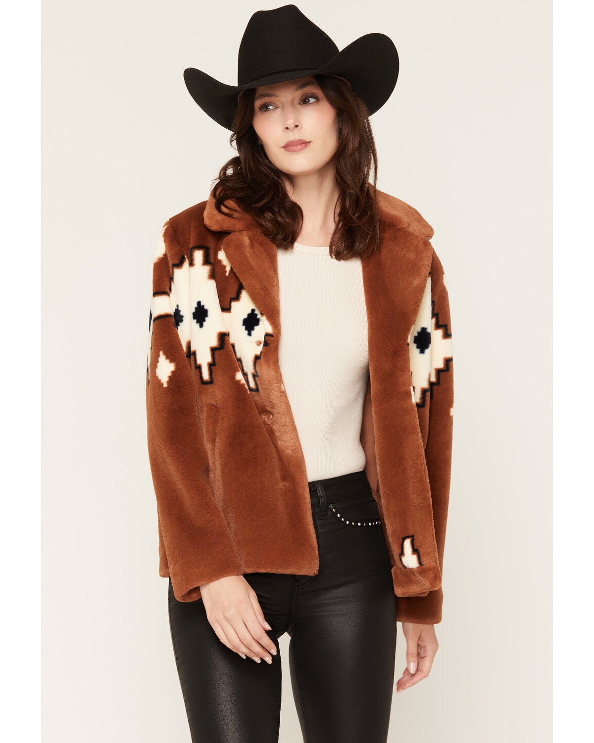 Idyllwind Women's Lusitano Southwestern Print Faux Fur Jacket, Bark, hi-res