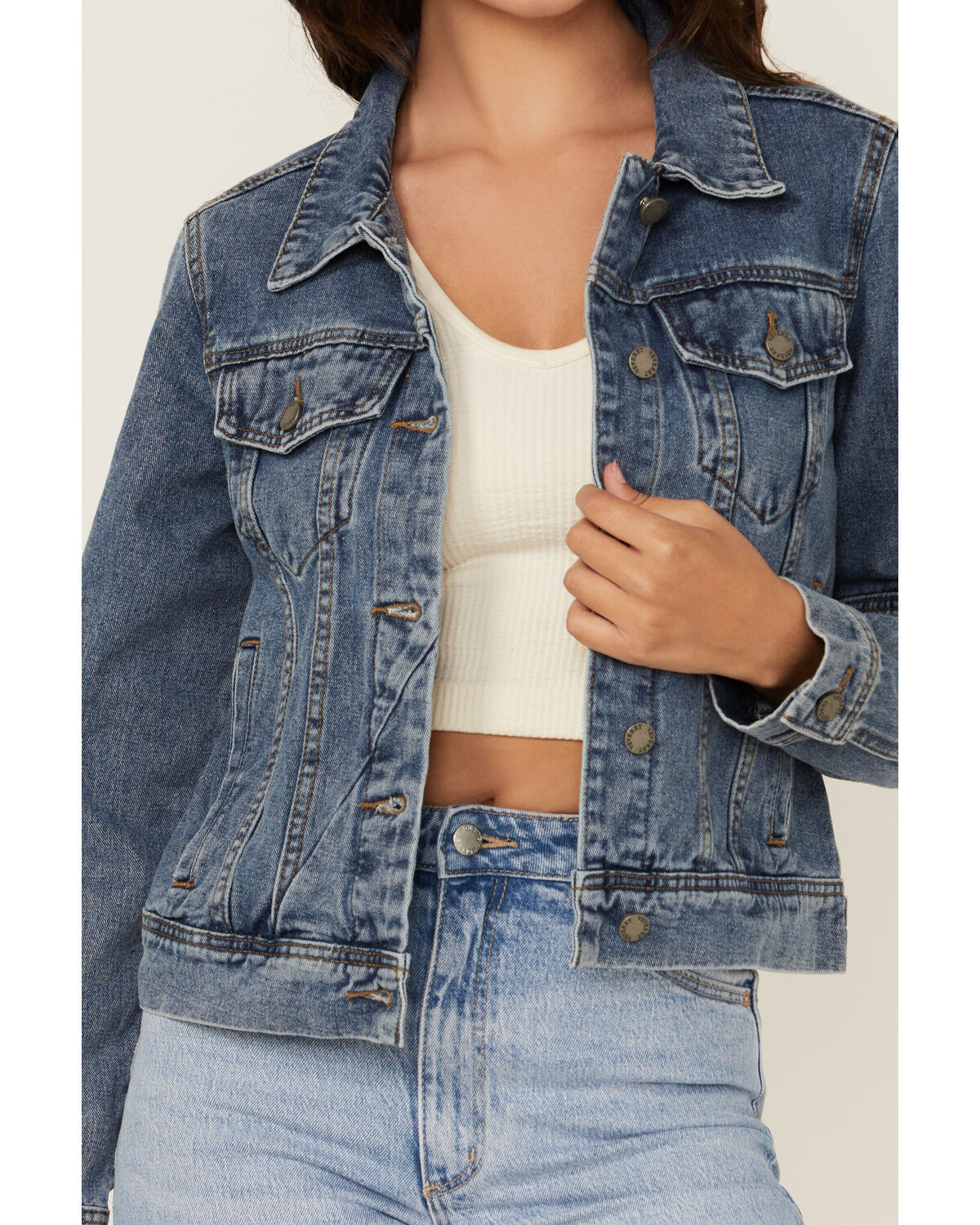 Image #3 - Veveret Women's Medium Wash Denim Jacket, Medium Wash, hi-res