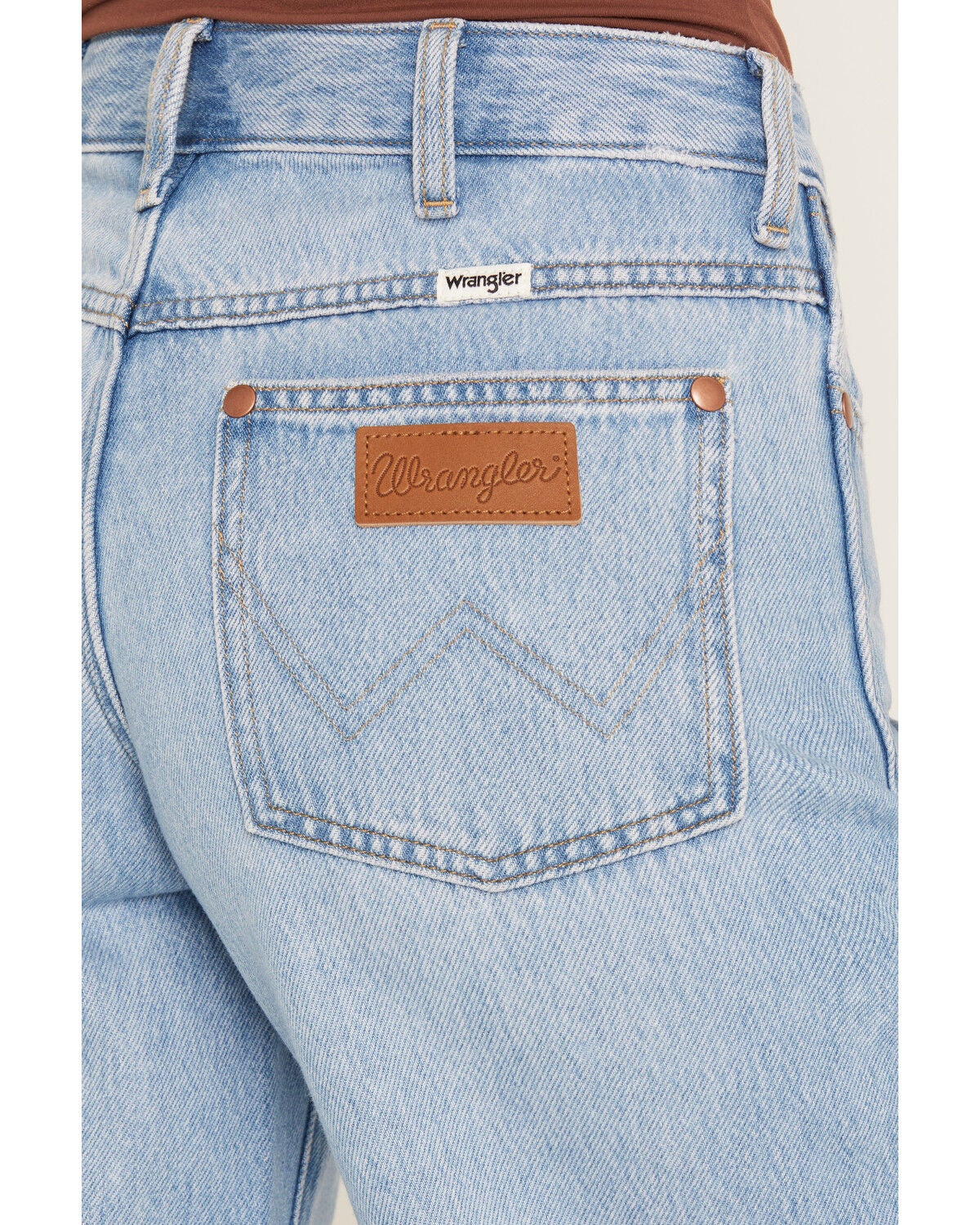 Image #4 - Wrangler Women's High Rise Light Wash Ultra Soft Worldwide Wide Denim Jeans, Multi, hi-res
