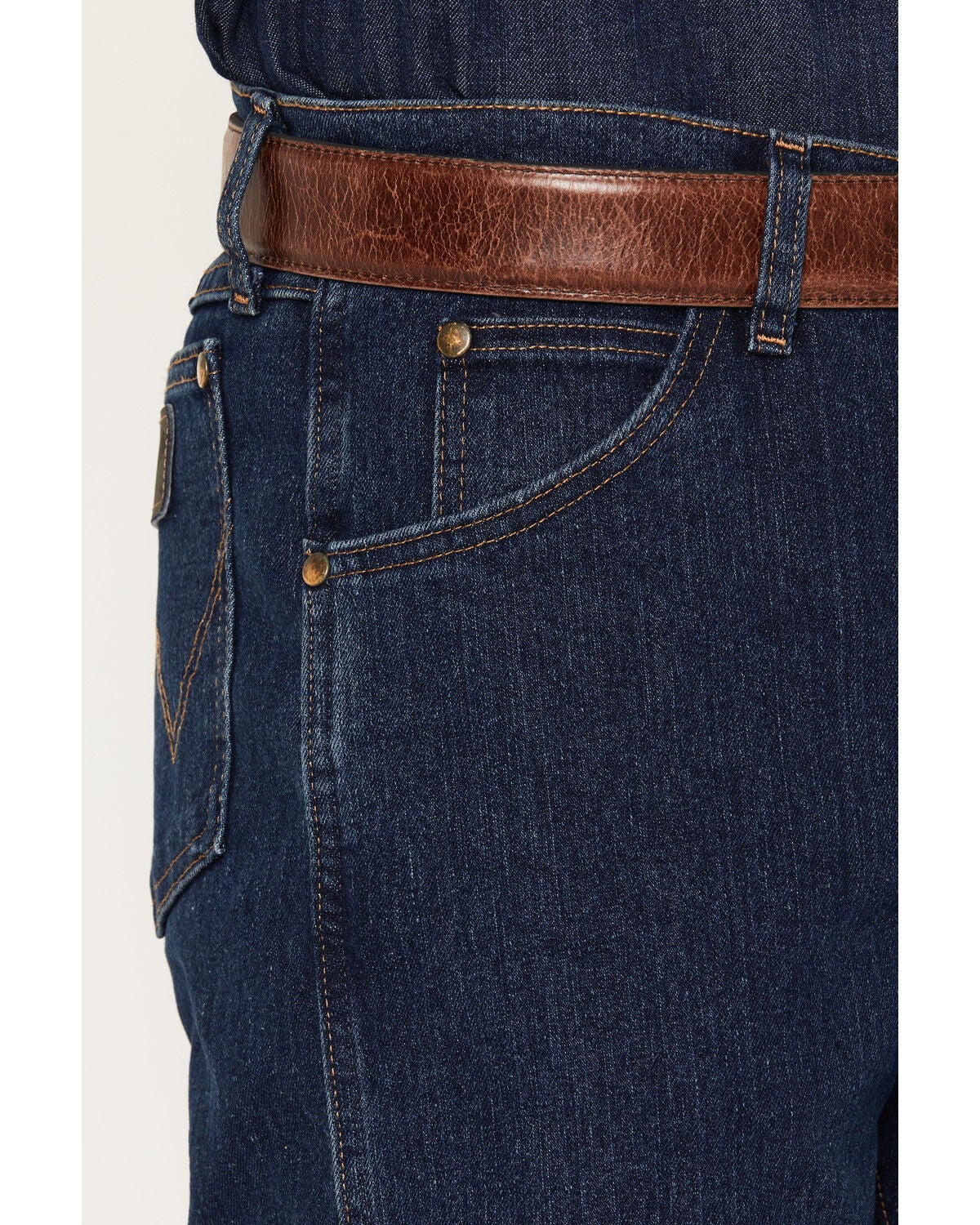Image #2 - Wrangler Men's Premium Performance Cool Vantage Regular Fit Cowboy Cut Jeans, Indigo, hi-res