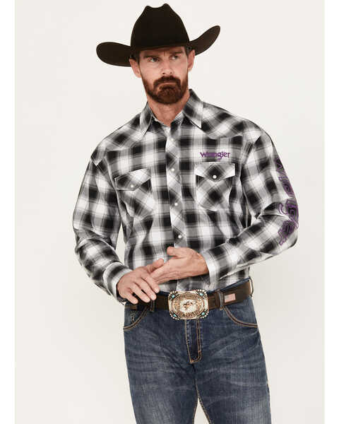 Wrangler Men's Logo Plaid Print Long Sleeve Western Snap Shirt, Black, hi-res