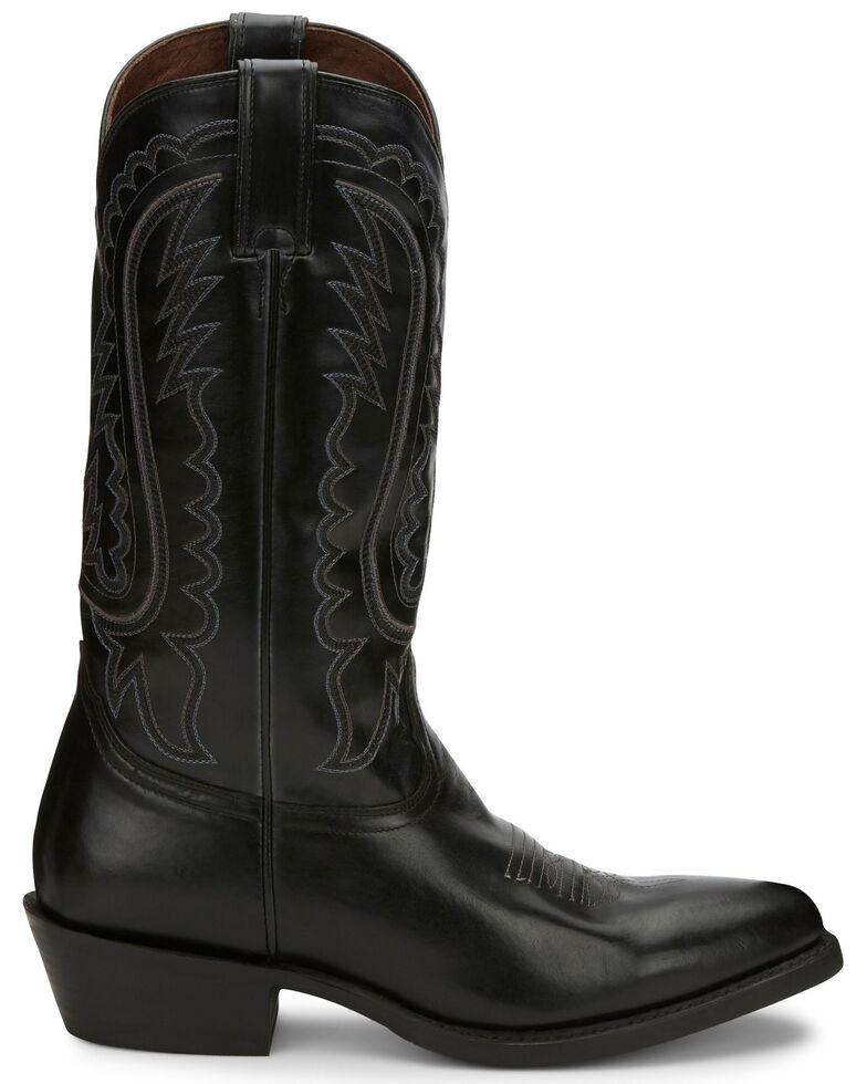 black round toe boots
