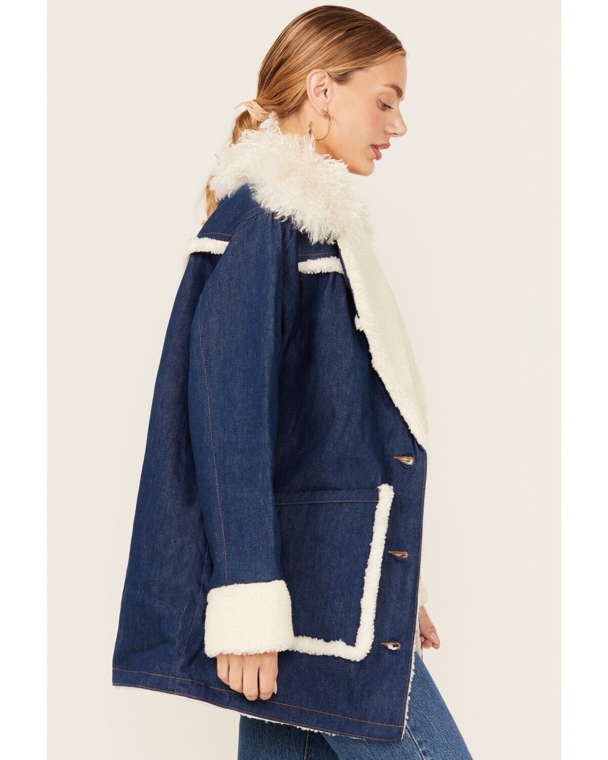 Image #2 - Wrangler Women's Medium Wash Sherpa Lined Oversized Jacket, , hi-res