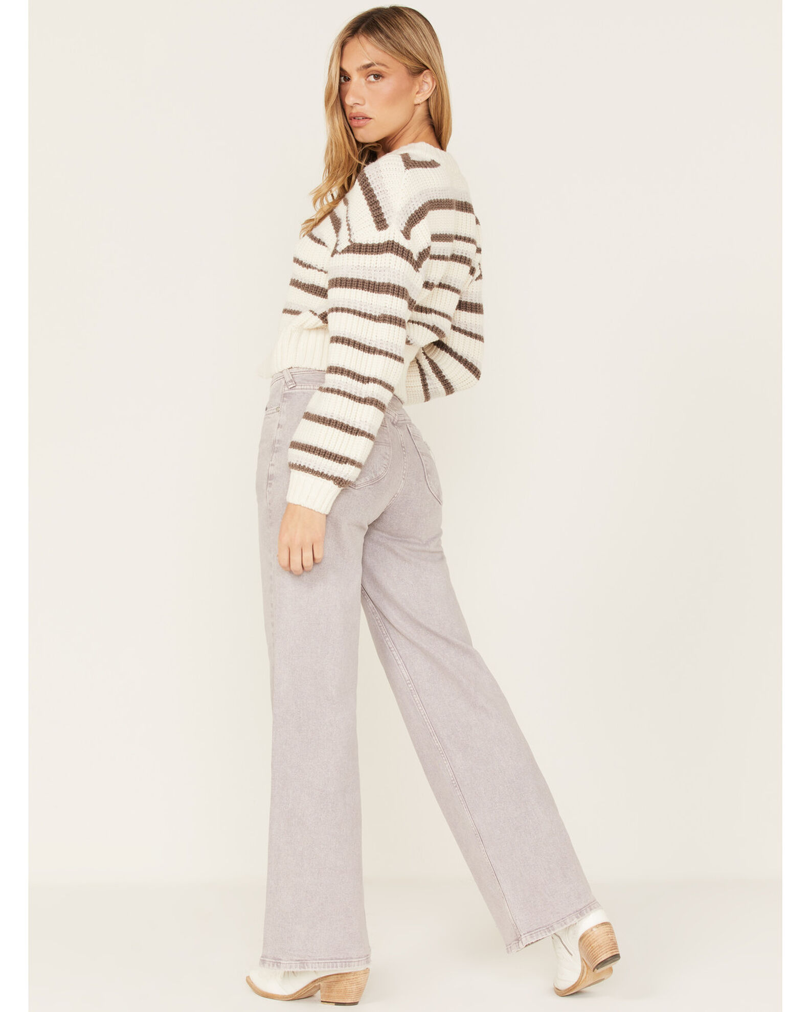Image #3 - Cleo + Wolf Women's High Rise Loose Straight Jeans, Purple, hi-res