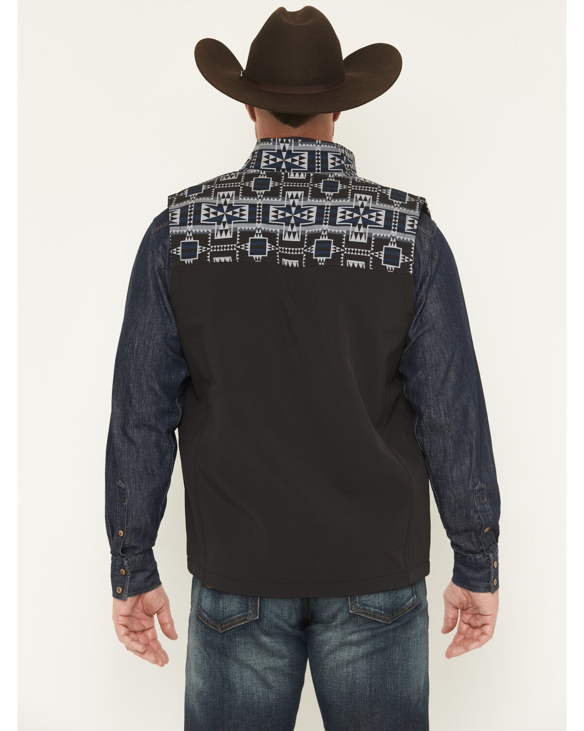 Image #4 - RANK 45® Men's Cheneka 2.0 Colorblock Southwestern Print Softshell Vest, Black, hi-res