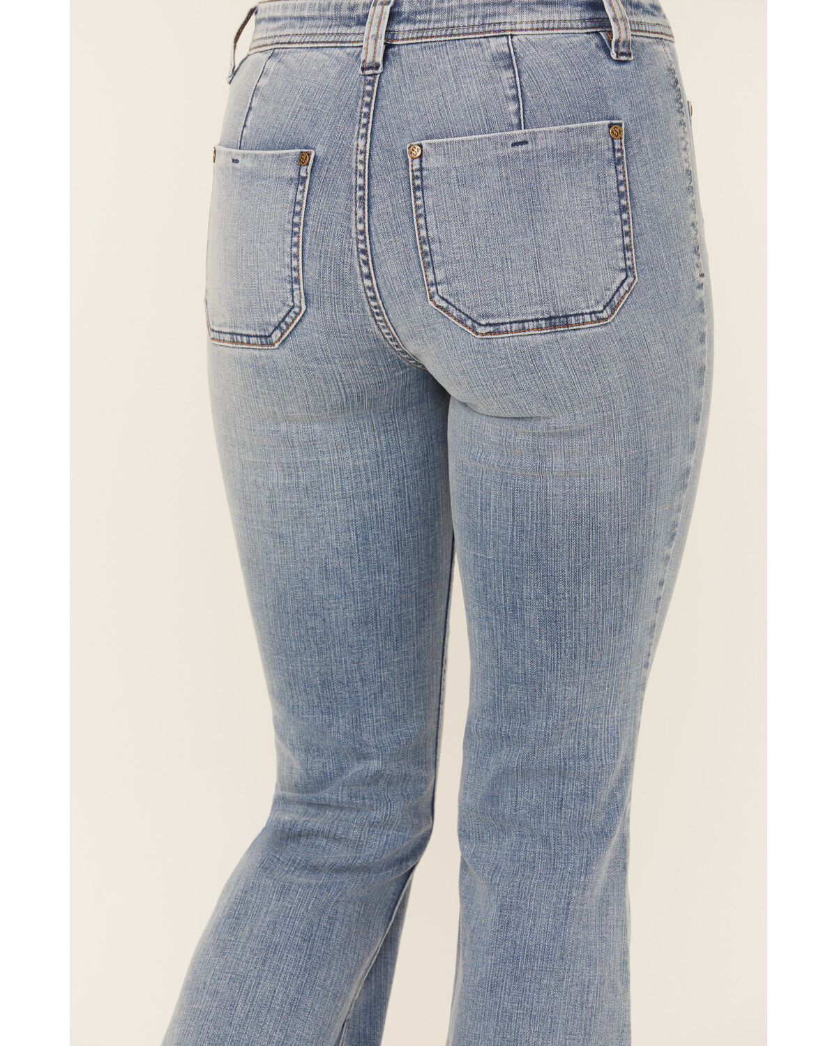 Image #4 - Shyanne Women's Luna Medium Wash High Rise Patch Pocket Flare Comfort Stretch Denim Jeans, Medium Wash, hi-res