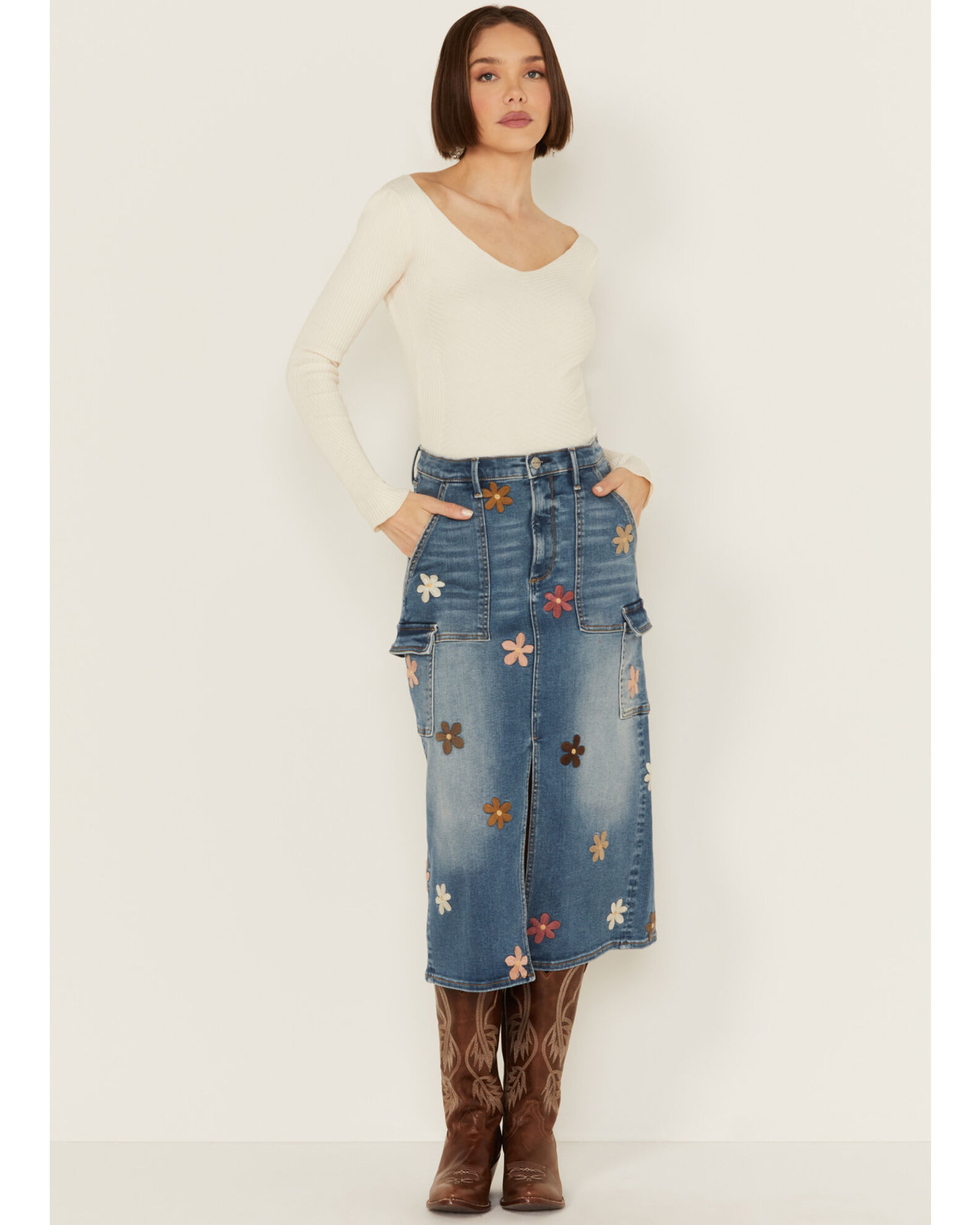 Driftwood Women s Medium Wash Floral Embroidered Denim Cargo Midi Skirt Country Outfitter