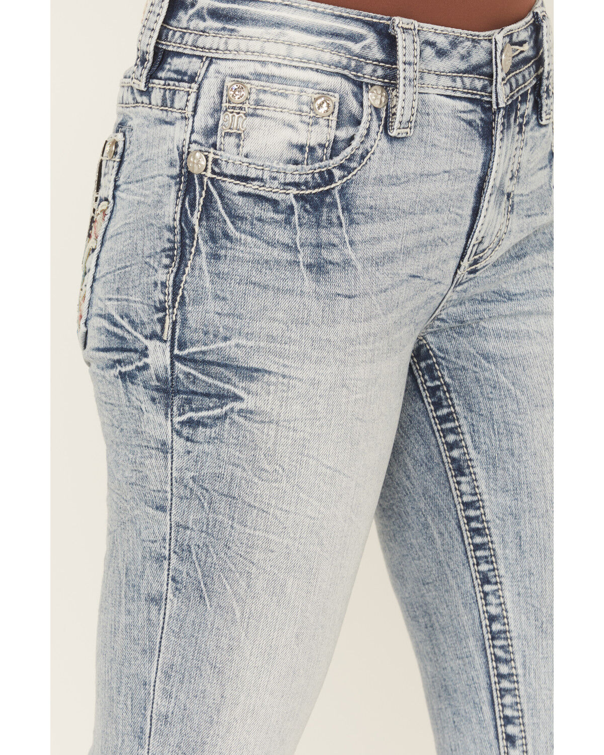 Image #4 - Miss Me Women's Medium Wash Mid Rise Americana Fleur de Lis Bootcut Stretch Denim Jeans, Medium Wash, hi-res