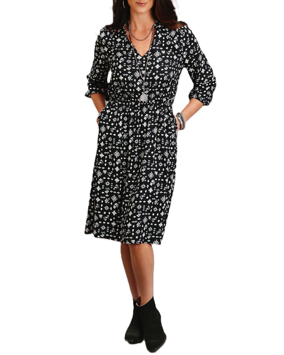 Image #1 - Roper Women's Southwestern Print Long Sleeve Midi Dress, Black, hi-res