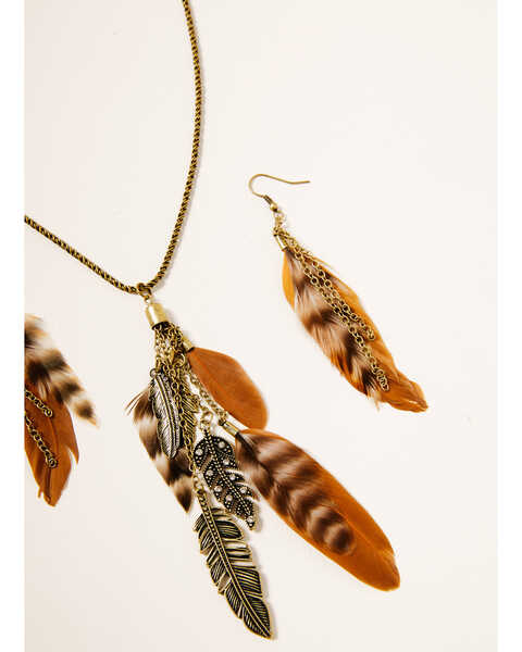 Image #3 - Shyanne Women's Winslow Feather Necklace Set, Gold, hi-res