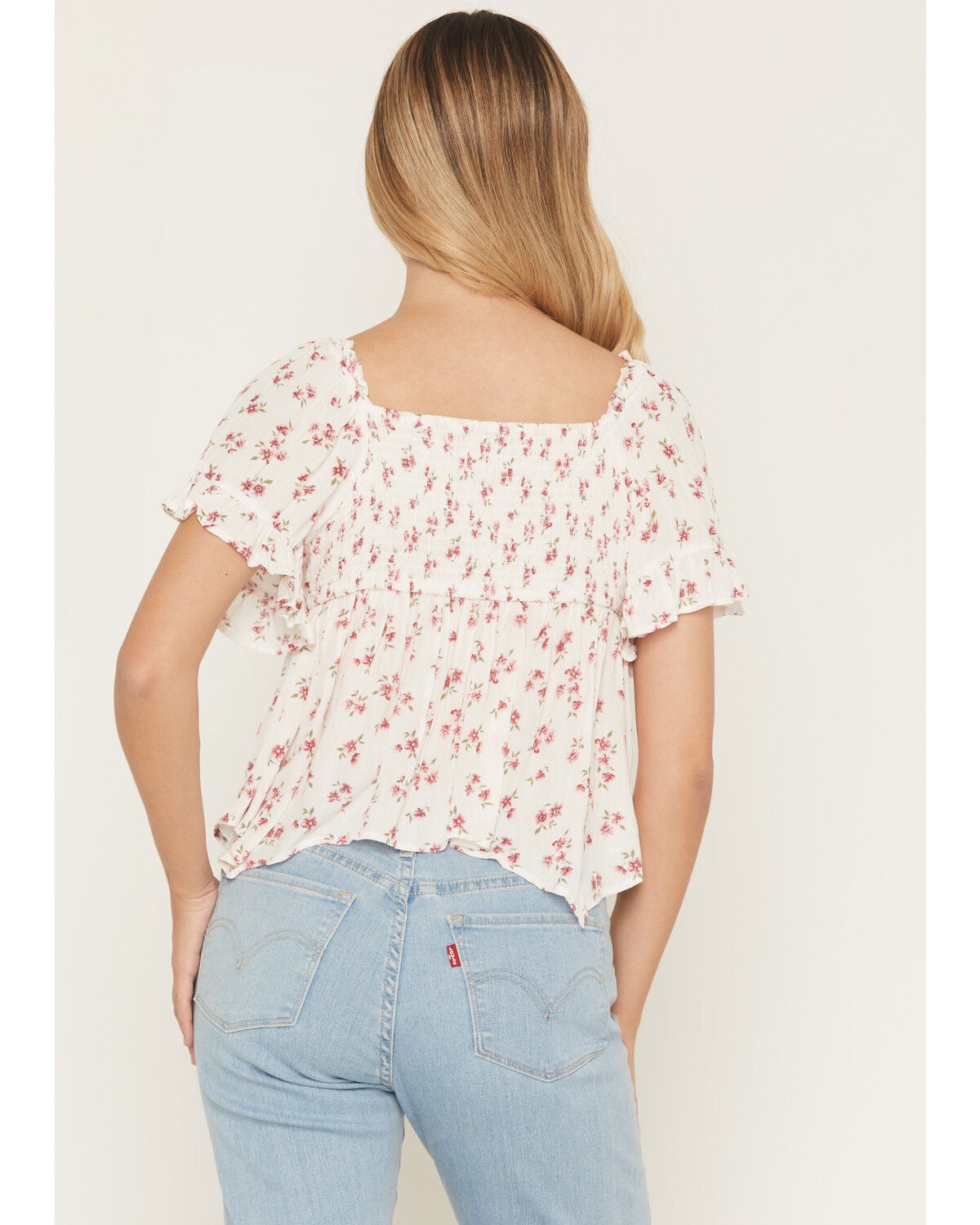 Image #4 - Angie Women's Floral Print Short Sleeve Hanky Hem Top, Ivory, hi-res