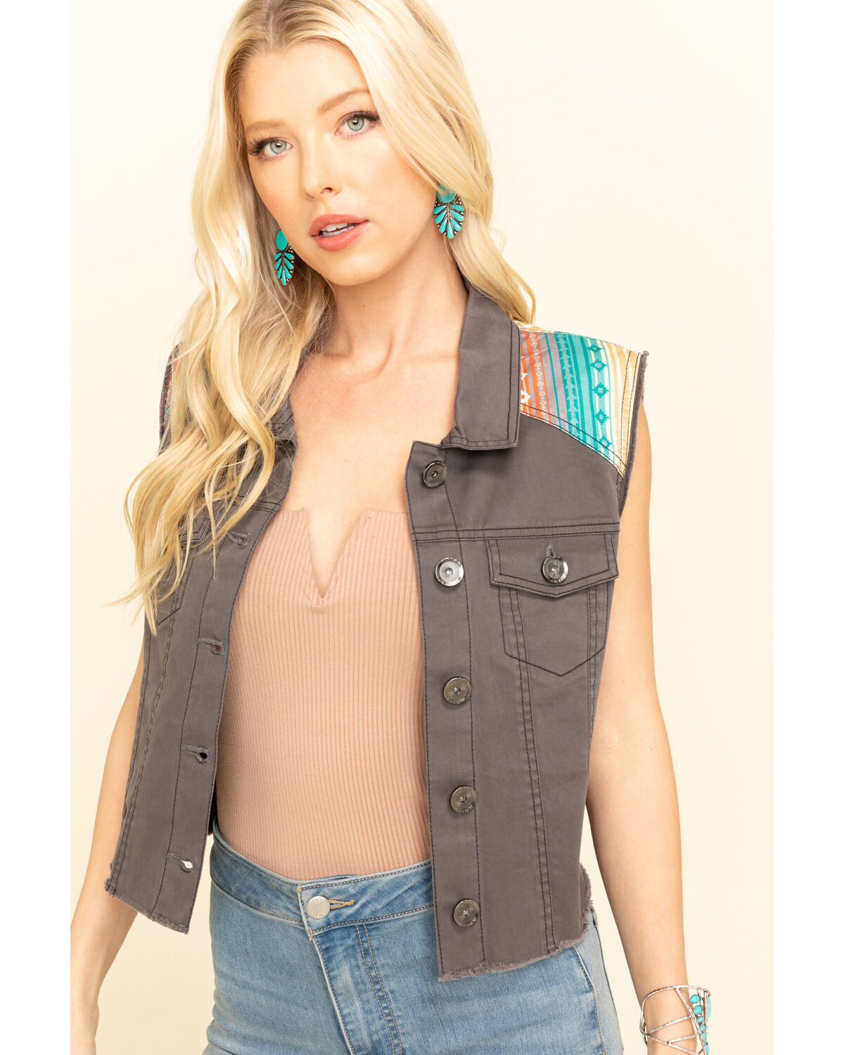 ariat woman