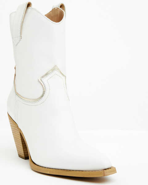 Image #1 - Golo Women's Silverado Western Boots - Snip Toe, White, hi-res