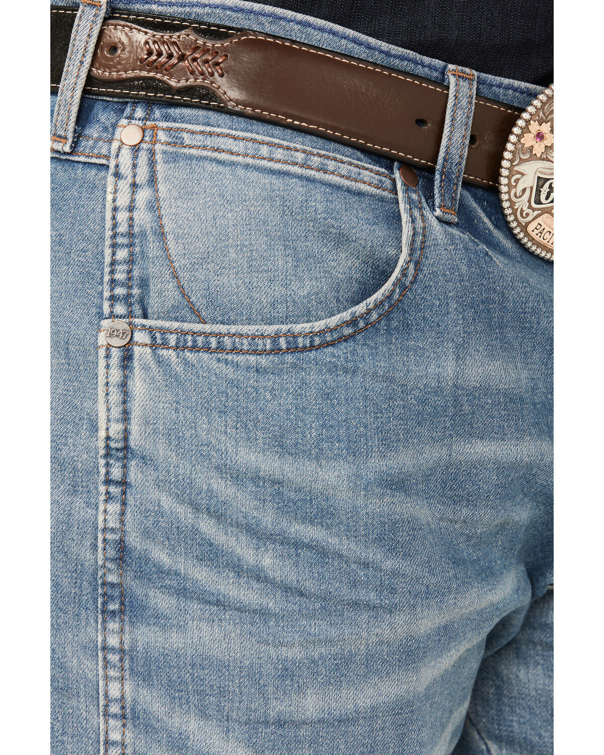 Image #2 - Wrangler Retro Men's Oleson Medium Wash Slim Bootcut Stretch Denim Jeans, , hi-res