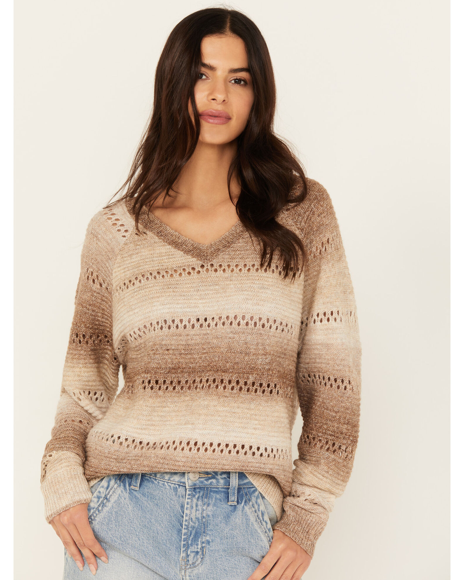 Cleo v sales