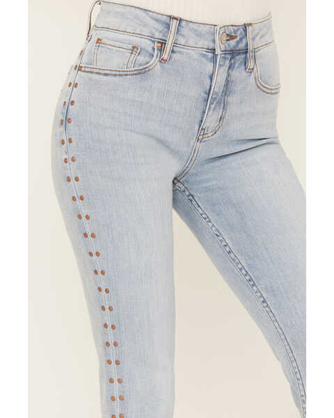 Image #3 - Idyllwind Women's Granada Gypsy High Rise Studded Side Seam Bootcut Jeans, Light Wash, hi-res