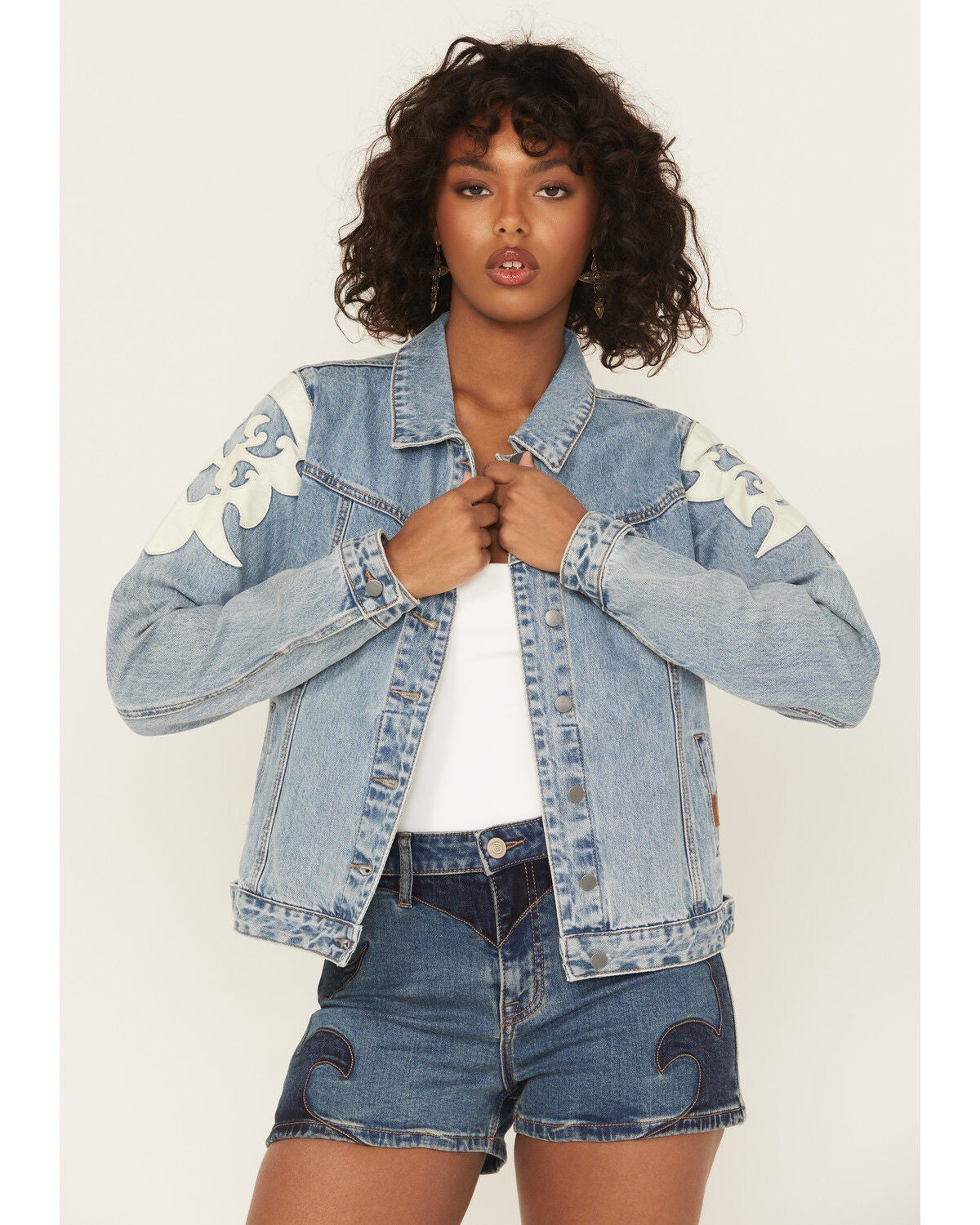 Rock & Roll Denim Women's Light Wash Pleather Fringe Denim Jacket, Light Wash, hi-res