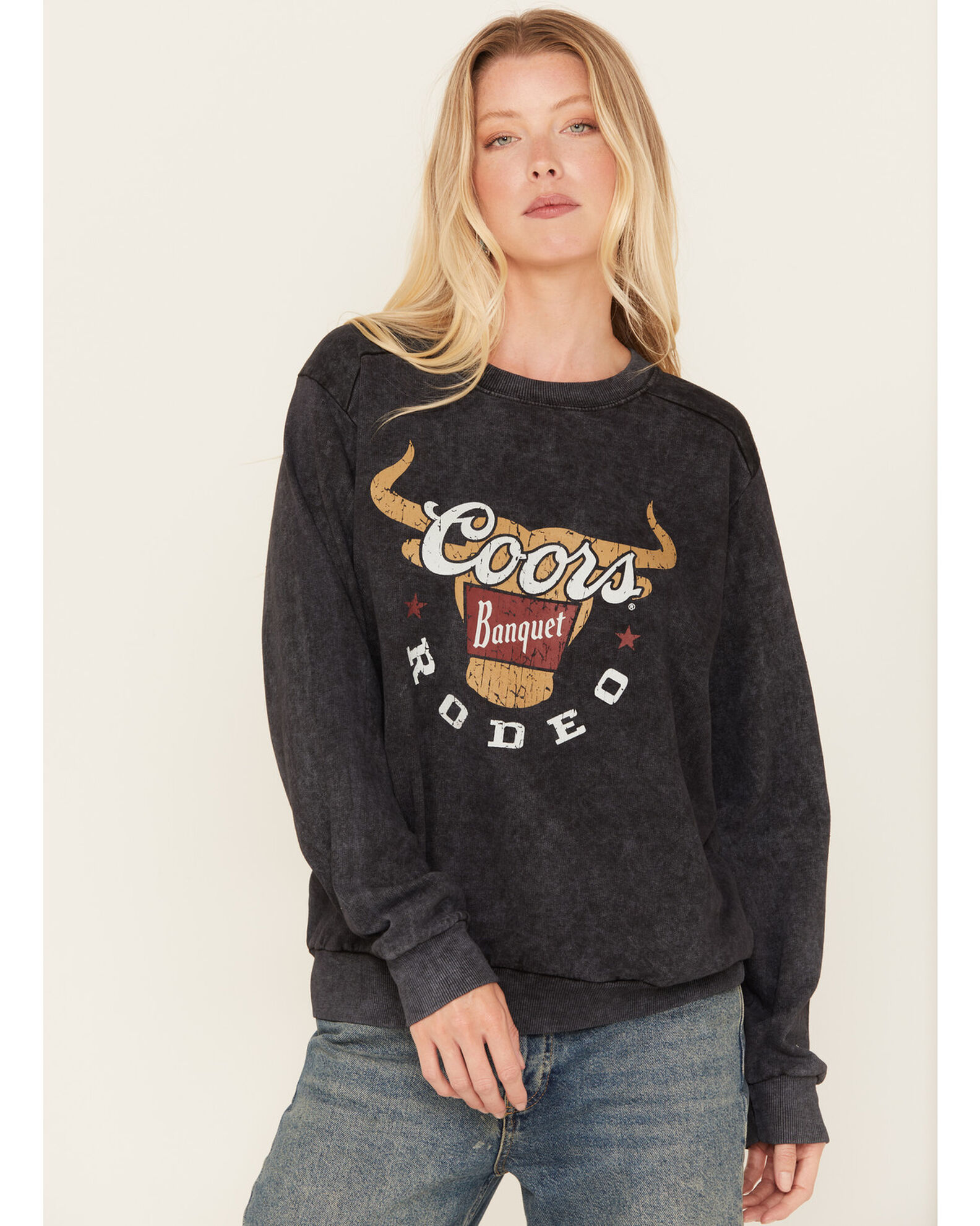 Changes Women s Coors Rodeo Mineral Wash Crewneck Sweatshirt