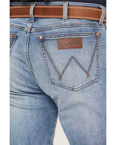 Wrangler Retro Men's 77MWZ Medium Wash Slim Boot Stretch Denim Jeans -  Country Outfitter