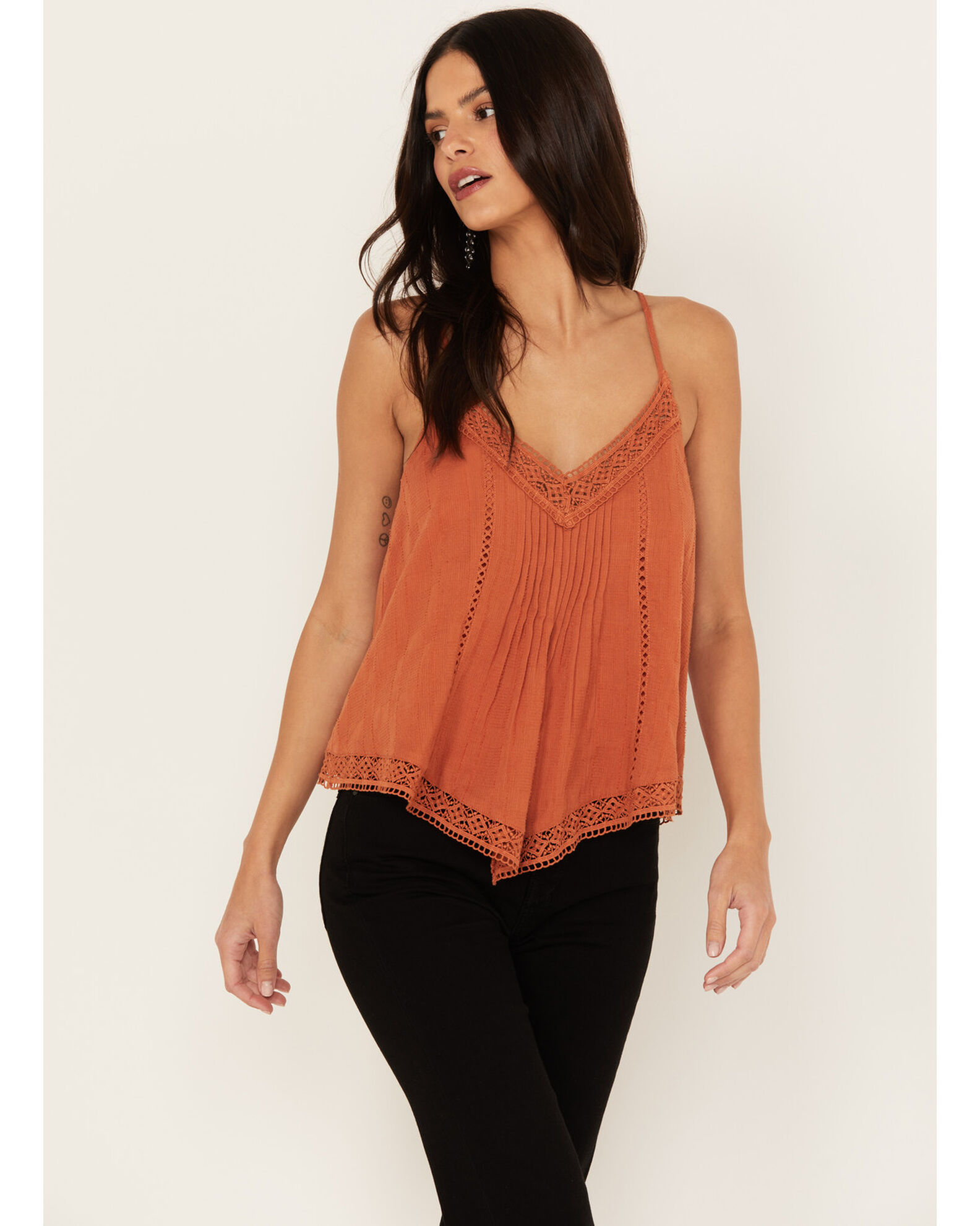 Ruffled handkerchief hem top clearance
