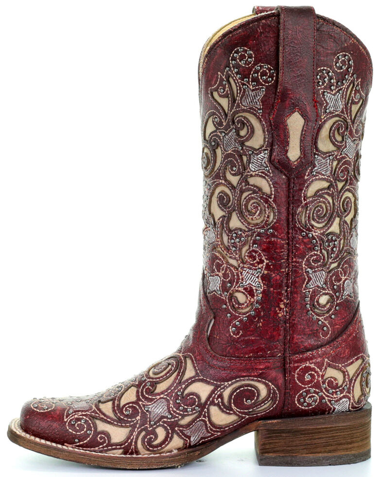 red cowgirl boots