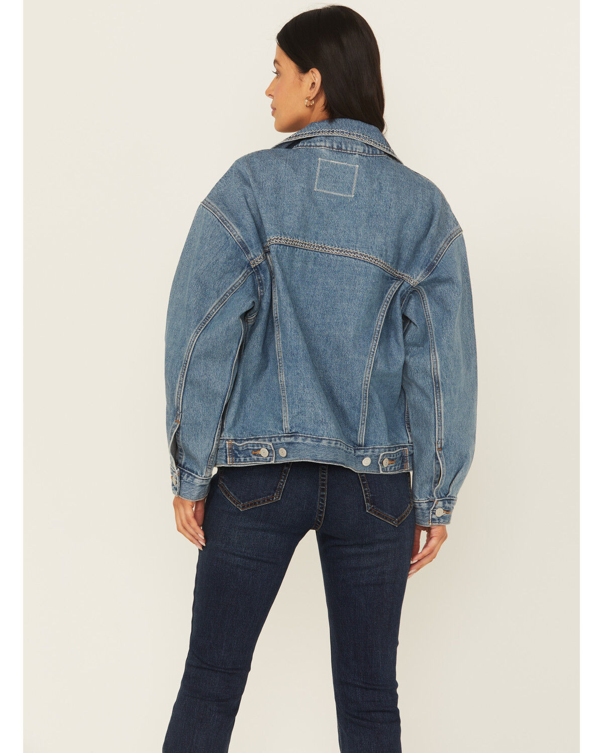 Image #4 - Levi's Women's Switch Stitch Medium Wash 90s Trucker Jacket, Medium Wash, hi-res