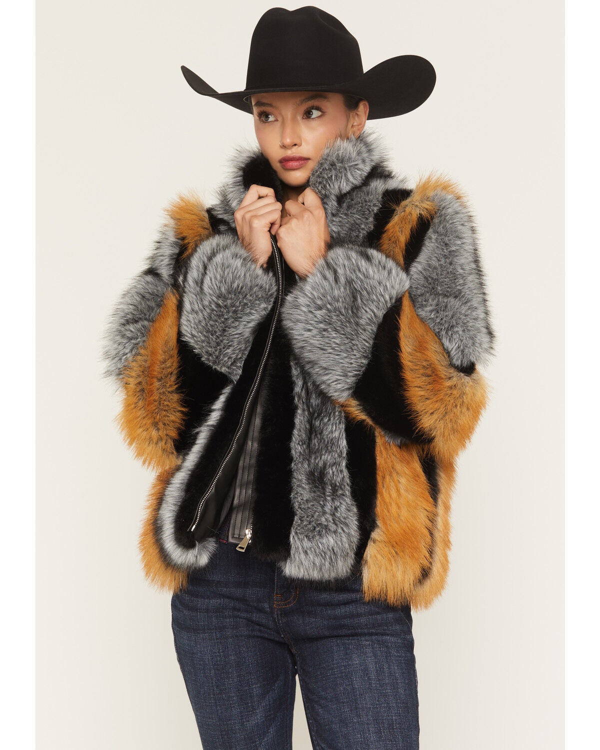 Azalea Wang Women's Cora Faux Fur Jacket - Country Outfitter