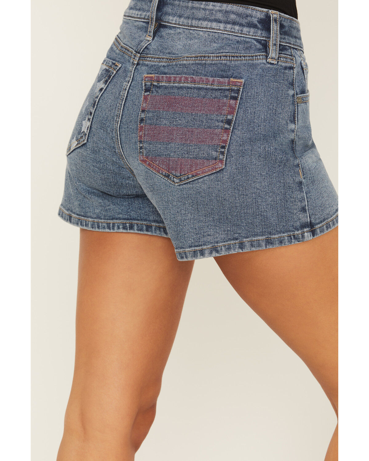 Image #4 - Shyanne Women's Evelyn Medium Wash Americana Pocket Comfort Stretch Denim Shorts, Medium Wash, hi-res
